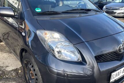 Toyota Yaris 120.900 km 3.900 &euro; Baden-Württemberg - Hechingen 72379