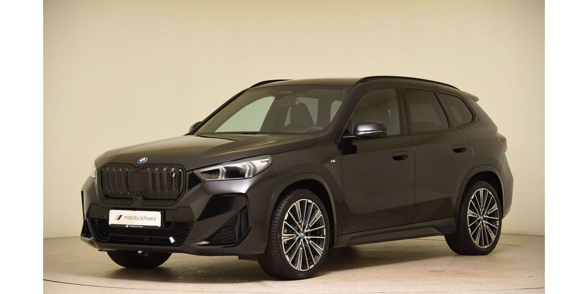 BMW iX1 13.500 km 46.880 &euro; Ellhofen 74248