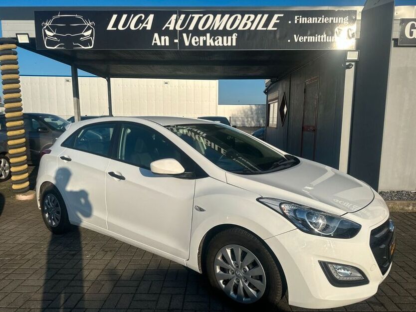 i30