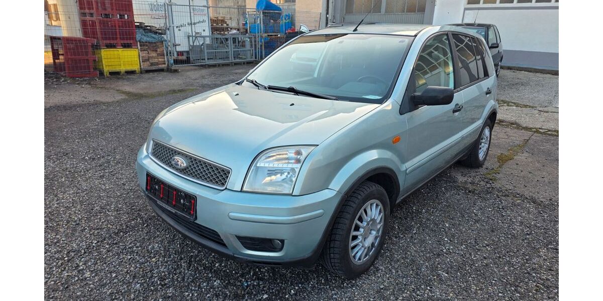 Ford Fusion 142.350 km 2.950 &euro; Uhingen 73066