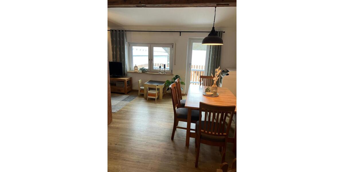 Reihenhaus Vilseck - 6 Zimmer, 135 m&sup2;, 289.000&euro; | Angebot:26773658