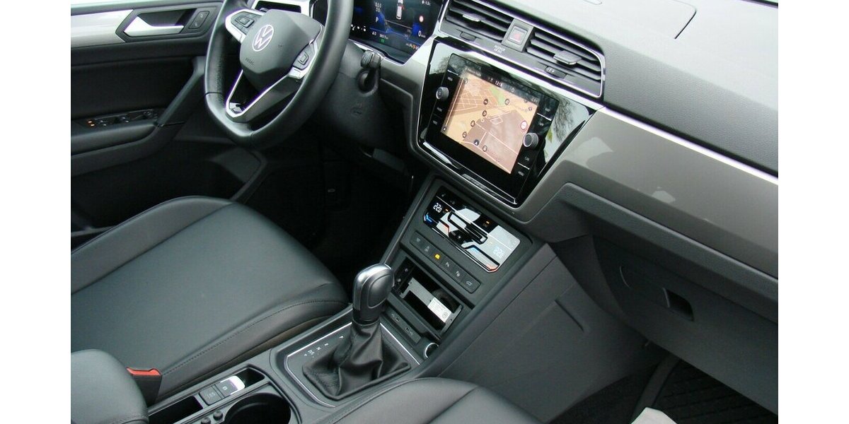 VW Touran 2.0TDI BMT TAXI ACC Kamera LED 7Sitzer 38.517 km 30.980 &euro; Falkensee 14612