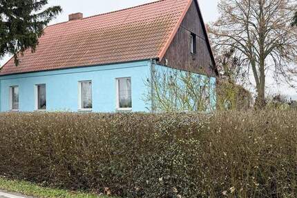 Alleinlage mit großem Garten - ein Traum für Stadtflüchter 4 zimmer