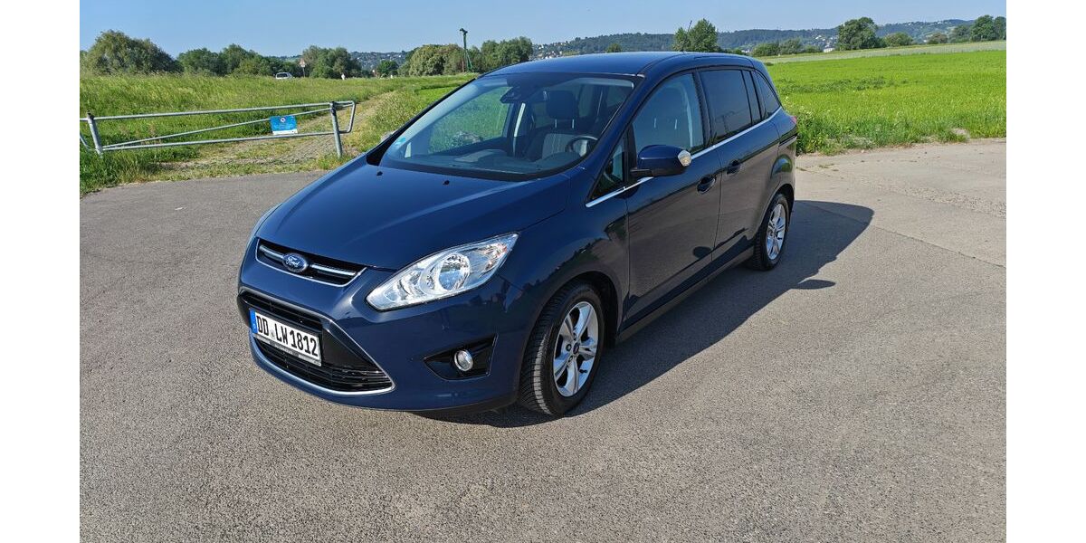 Ford Grand C-Max 30.000 km 7.899 &euro; Dresden 01129