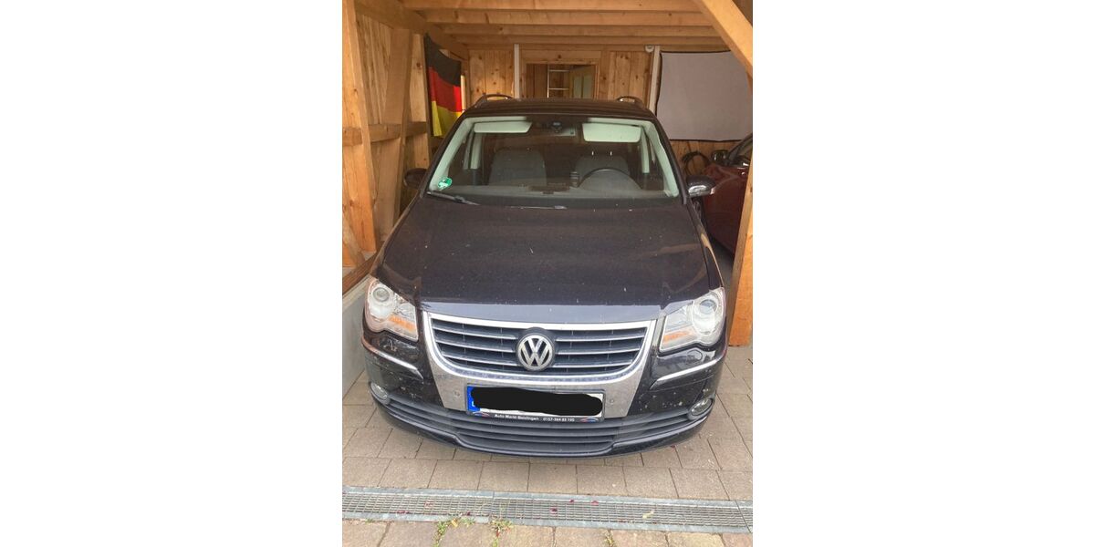 VW Touran 193.600 km 4.900 &euro; Geislingen an der Steige 73312