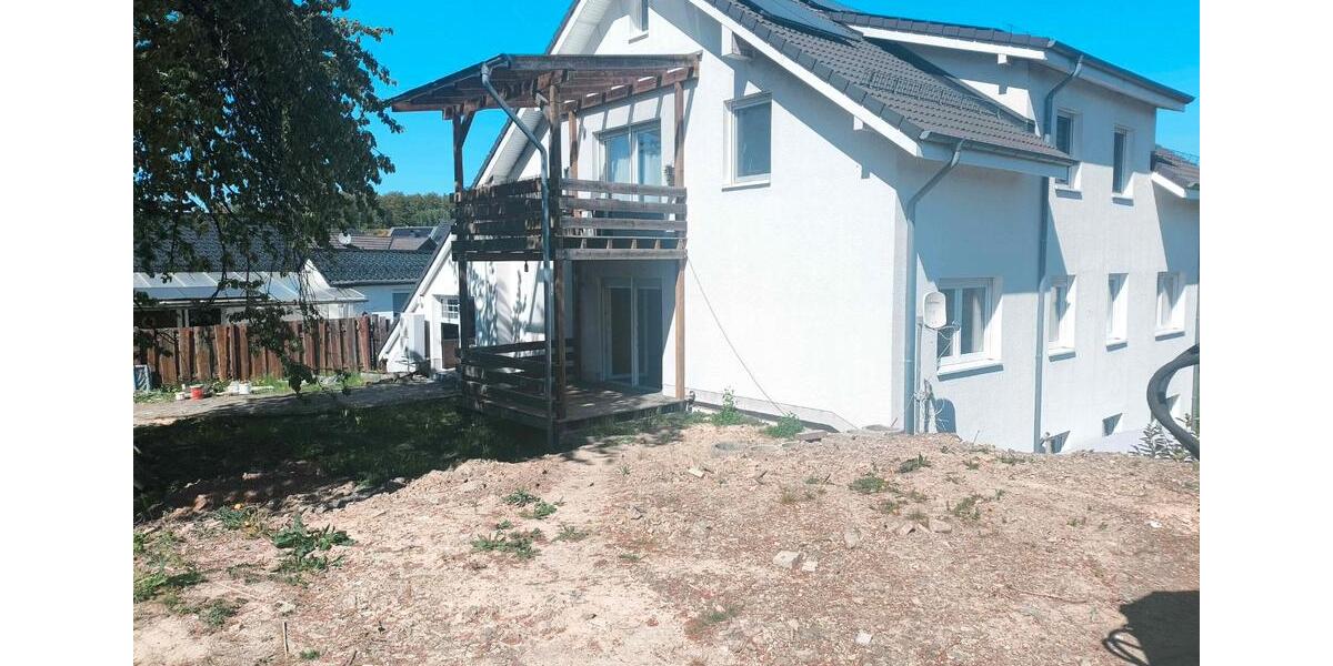 Terrassenwohnung Bergneustadt - 3 Zimmer, 114 m&sup2;, 1.100&euro; | Angebot:26384282