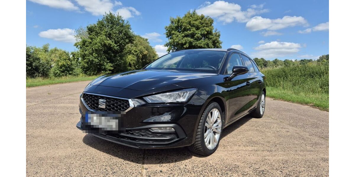 Seat Leon 64.862 km 19.500 &euro; Höxter 37671