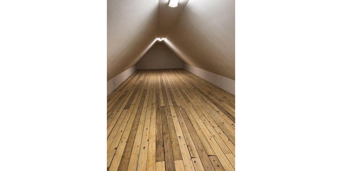 Einfamilienhaus Brackel - 7 Zimmer, 220 m&sup2;, 599.000&euro; | Angebot:26987385