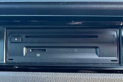 VW Touran 131.237 km 18.880 € Boxberg 97944