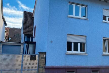Haus Wörth am Rhein - 5 Zimmer, 150 m&sup2;, 450.000&euro; | Angebot:24898792