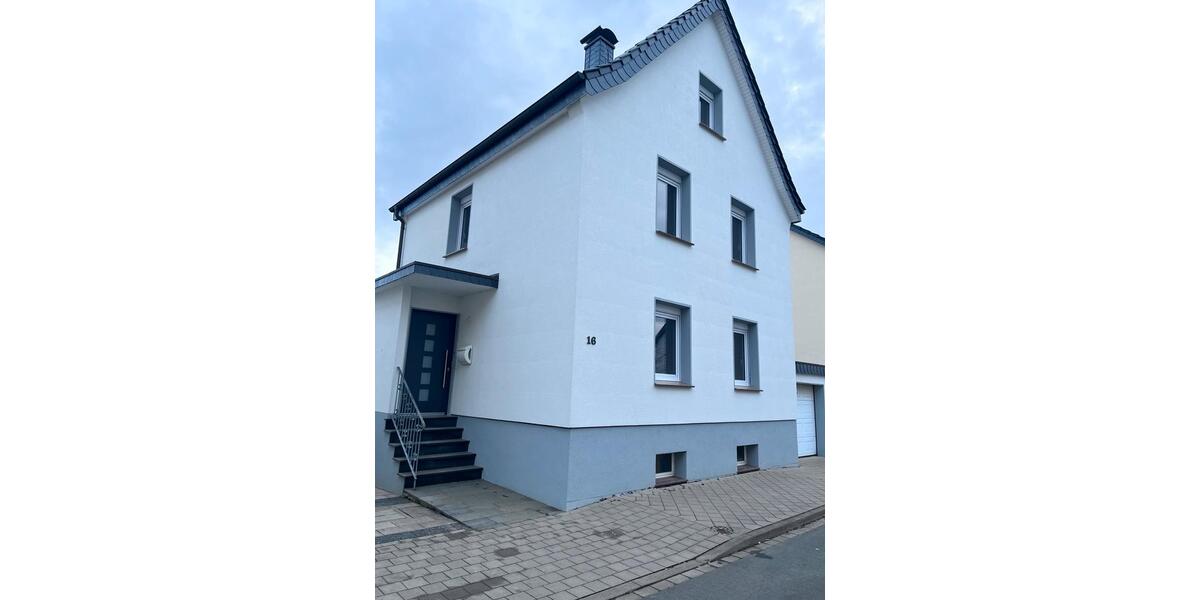 Einfamilienhaus Lippstadt - 5 Zimmer, 100 m&sup2;, 1.600&euro; | Angebot:25208881
