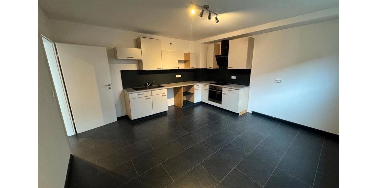 2 Zimmer Wohnung im EG 89 qm mit Keller 2 zimmer