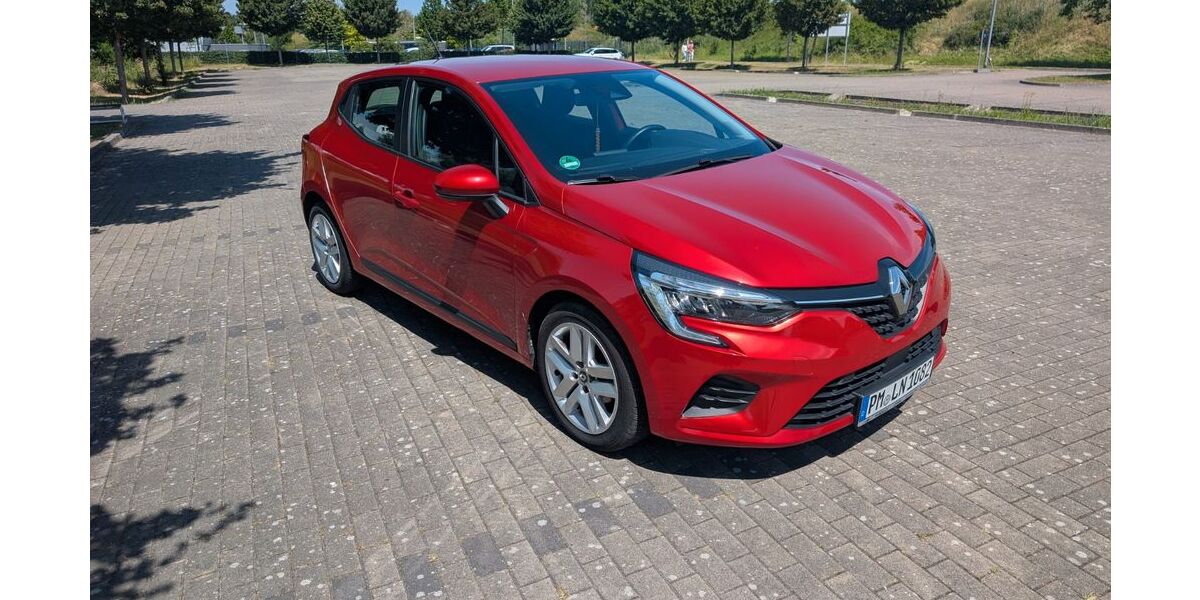 Renault Clio 68.000 km 10.900 &euro; Beelitz 14547