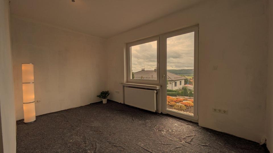 Einfamilienhaus Fritzlar - 11 Zimmer, 276 m&sup2;, 438.000&euro; | Angebot:23275415