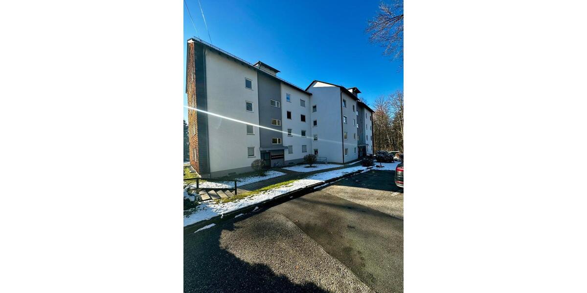 Schöne, sanierte 1 Zi. Wohnung incl. Stellplatz Und Küchenzeile 1 zimmer