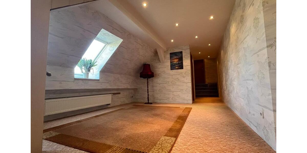 Einfamilienhaus Spremberg - 7 Zimmer, 220 m&sup2;, 214.000&euro; | Angebot:19879375