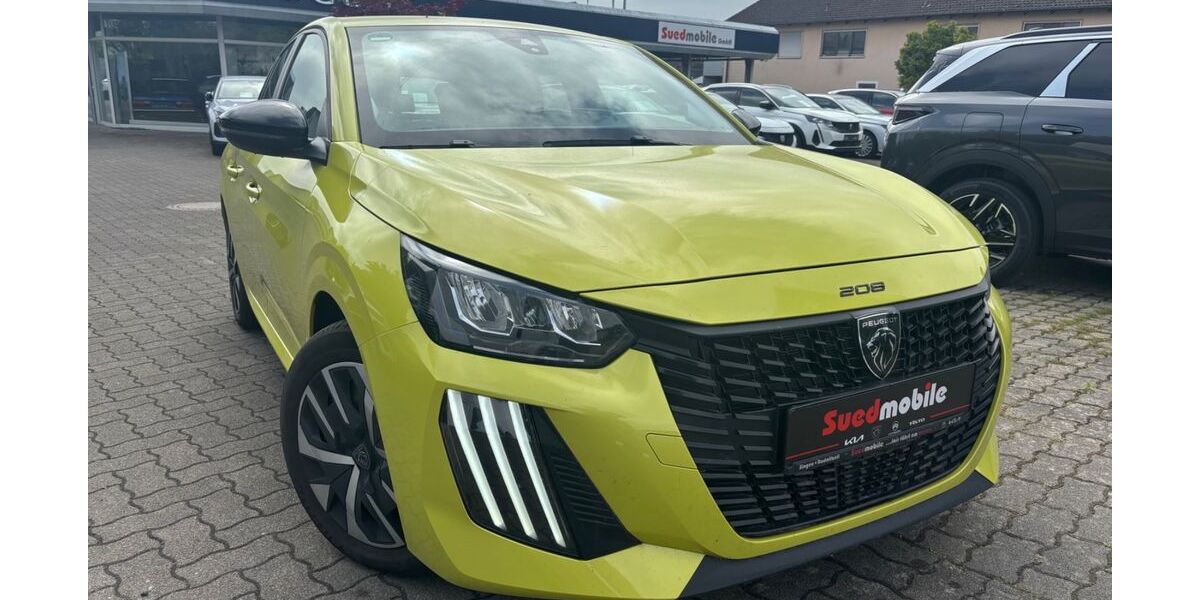 Peugeot 208 11.813 km 16.950 &euro; Singen 78224