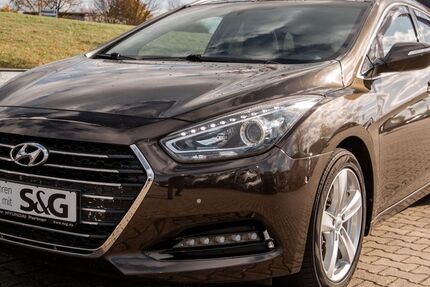 Hyundai i40 106.265 km 14.880 € Petersberg OT Sennewitz 06193