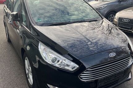 Ford Galaxy 174.000 km 11.499 € Recklinghausen 45663