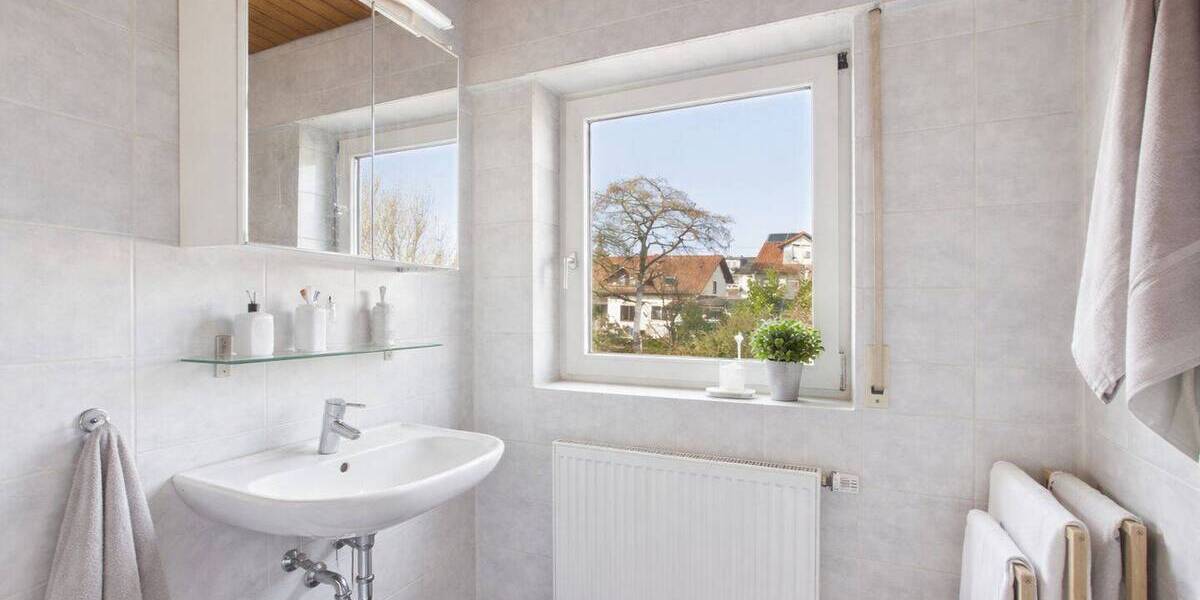 Einfamilienhaus Waiblingen Bittenfeld - 7 Zimmer, 227 m&sup2;, 780.000&euro; | Angebot:26156650