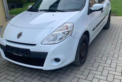 Renault Clio 108.900 km 4.500 &euro; Schönberg 08539