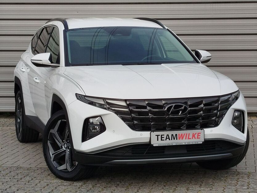 Hyundai TUCSON 33.572 km 28.800 € Schwerin 19061