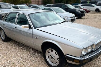 Jaguar XJ40 187.900 km 4.900 € Bellenberg 89287