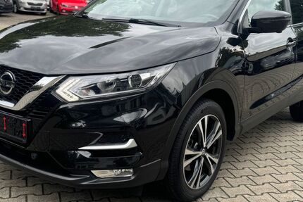 Nissan Qashqai 114.323 km 13.900 &euro; Achstetten 88480