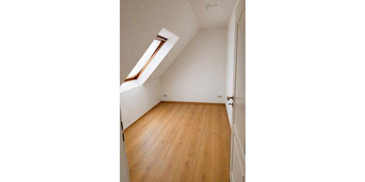 Etagenwohnung Brandenburg an der Havel Neustadt - 4 Zimmer, 90 m&sup2;, 990&euro; | Angebot:26926307