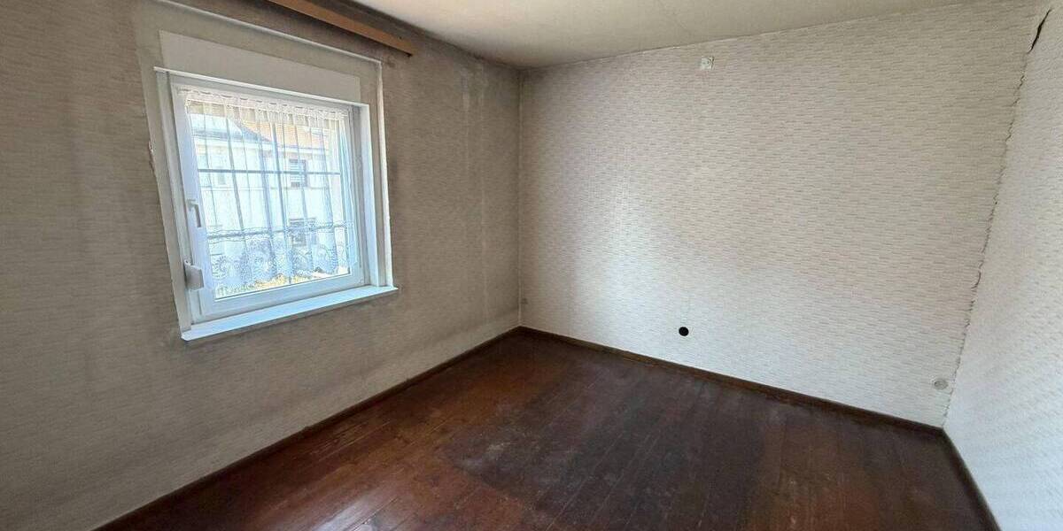 Reihenmittelhaus Apolda - 5 Zimmer, 109 m&sup2;, 179.000&euro; | Angebot:26331121