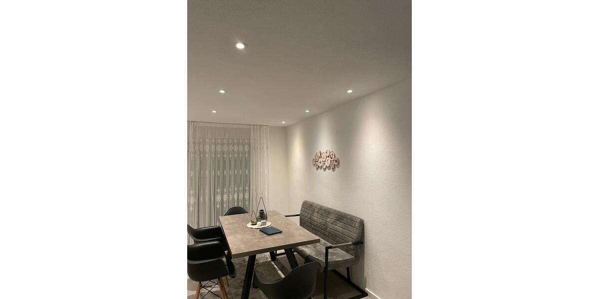 Elegantes Reihenmittelhaus mit 5 Zimmern in Esslingen am Neckar 5 zimmer