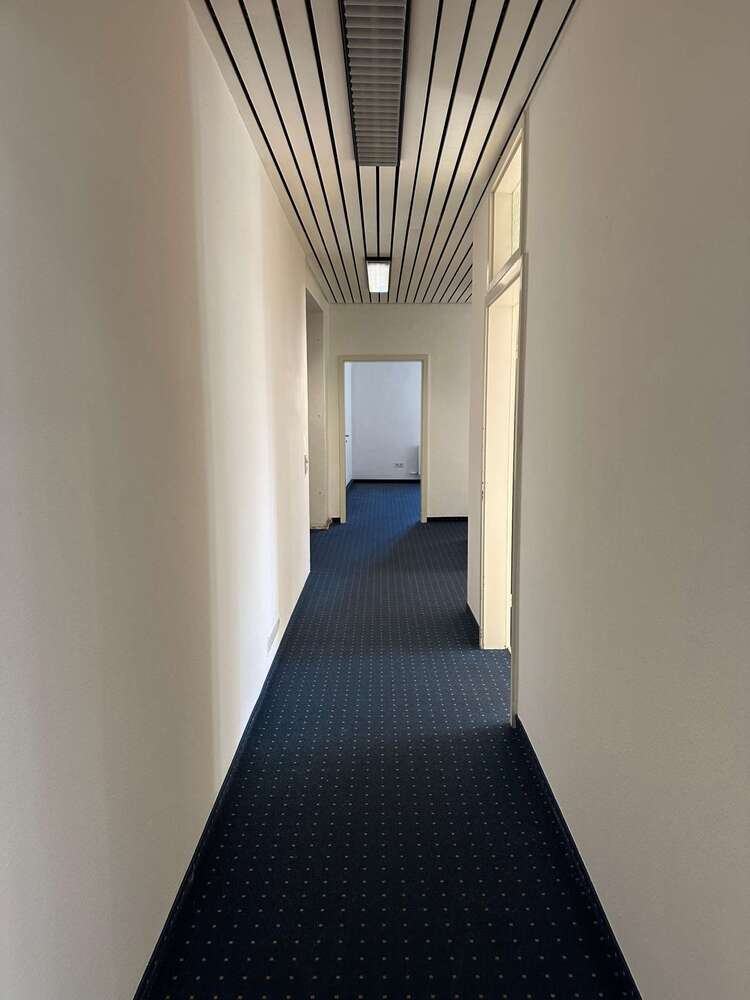 Büro in Landshut 2.000 € 104 m²