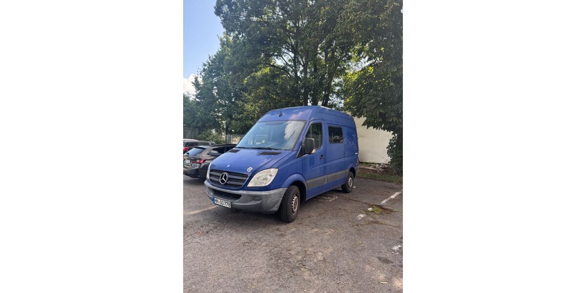 Mercedes-Benz Sprinter 186.000 km 12.000 &euro; Hamburg 22117