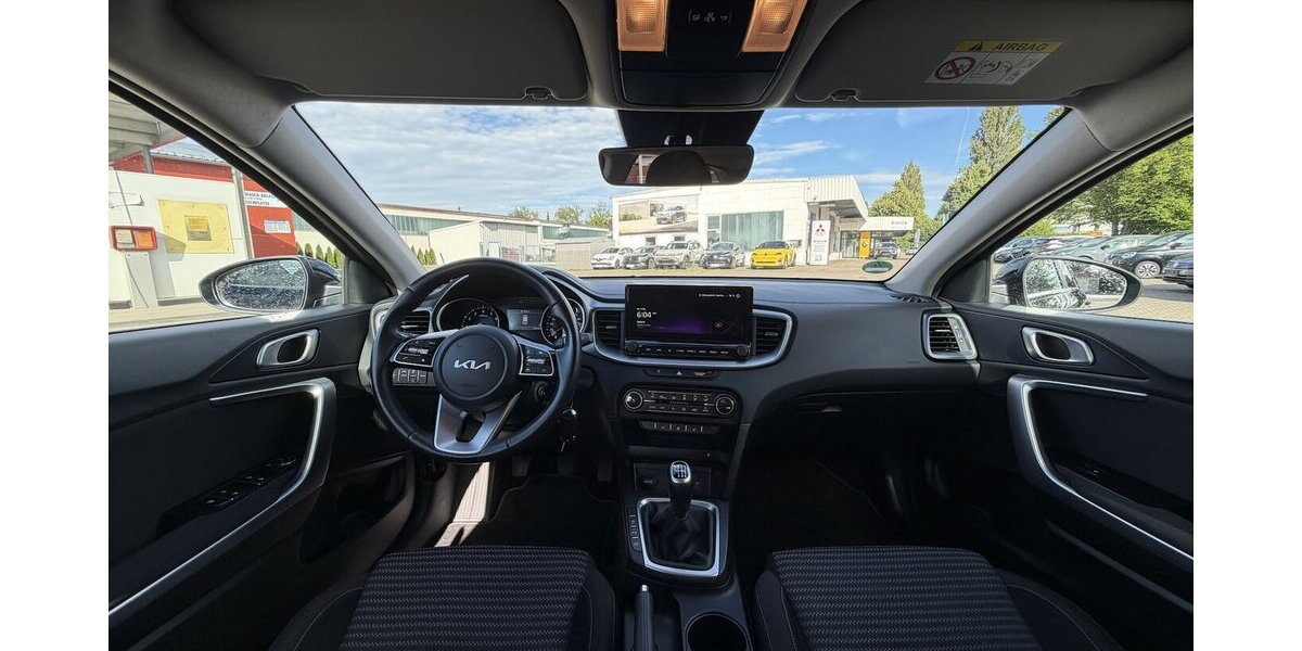 Kia cee´d Sportswagon Vision 1.5 T-GDI / SitzH 38.200 km 19.990 &euro; Donauwörth 86609