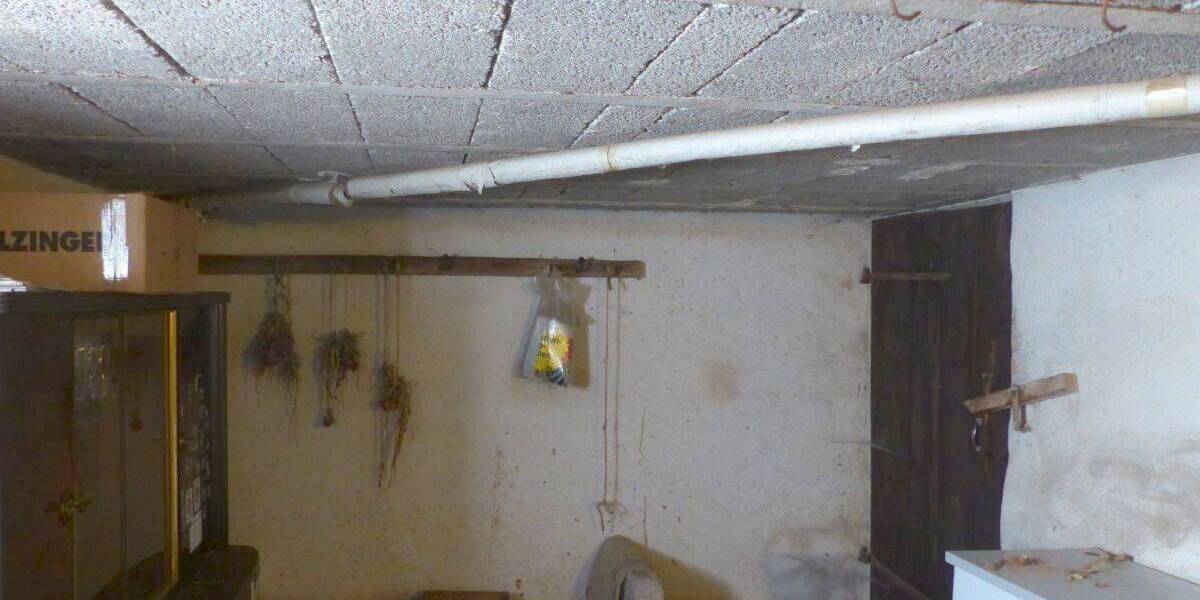 Einfamilienhaus Grünberg Stangenrod - 1 Zimmer, 260 m&sup2;, 285.000&euro; | Angebot:25400457