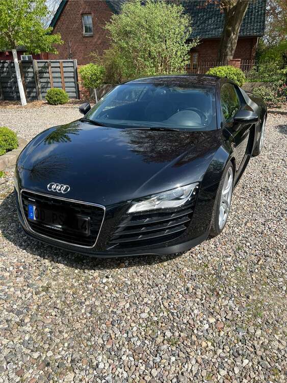 R8