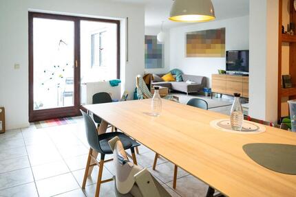 Haus Würzburg Lengfeld - 4 Zimmer, 109 m&sup2;, 1.370&euro; | Angebot:25419695