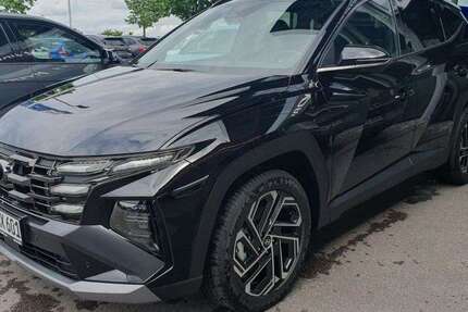 Hyundai TUCSON 1.010 km 32.990 &euro; Olching 82140