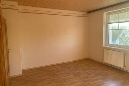 3-Raum Eigentumswohnung inkl. Keller, Garage und Garten