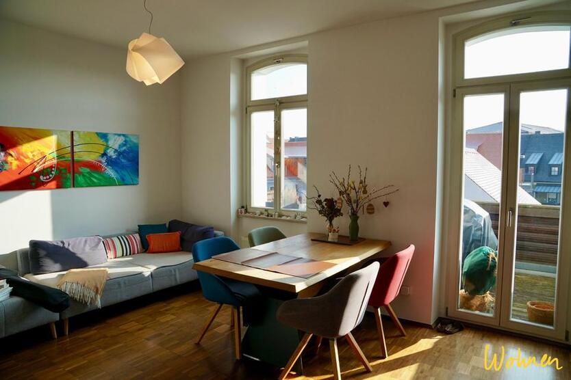 Schöne 2 Zimmer Wohnung mit 2 Balkonen möbliert unterzuvermieten