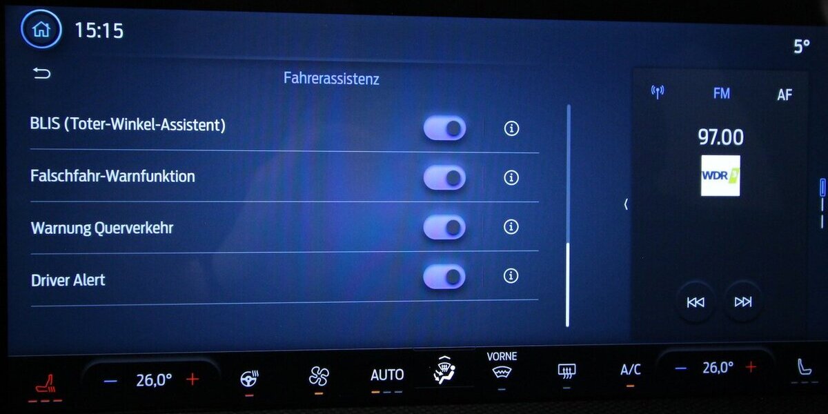 Ford Focus Turnier Mild-Hybrid ST-Line LED+NAVI+ACC 11.904 km 22.500 &euro; Hagenow 19230