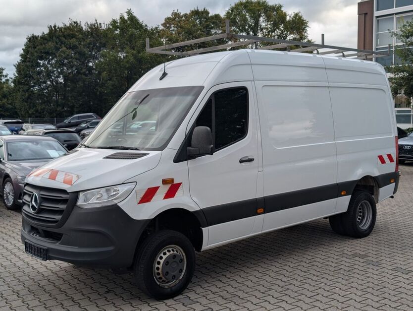 Mercedes-Benz Sprinter 111.000 km 49.900 € Weinheim 69469
