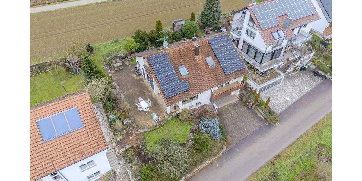 Einfamilienhaus Markgröningen / Schönbühlhof Schönbühlhof - 7 Zimmer, 227 m&sup2;, 749.000&euro; | Angebot:24452604