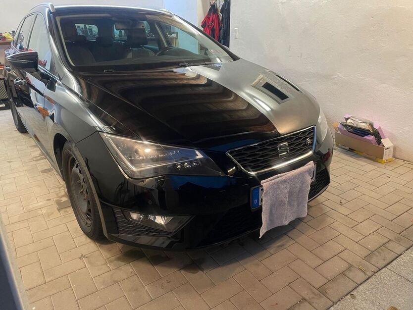 Seat Leon 128.000 km 10.599 € Zittau 02763