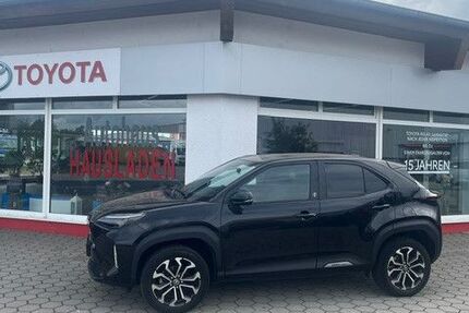 Toyota Yaris Cross 45.500 km 23.500 &euro; Cham 93413