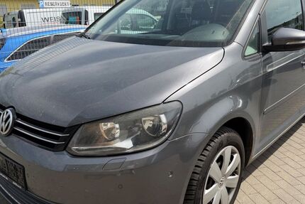 VW Touran 485.000 km 3.350 &euro; Büdingen 63654