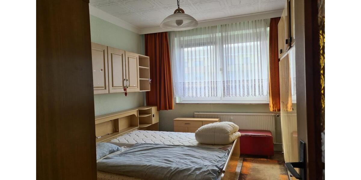 Dachgeschoßwohnung Bernstadt auf dem Eigen - 2 Zimmer, 57 m&sup2;, 22.000&euro; | Angebot:25265804