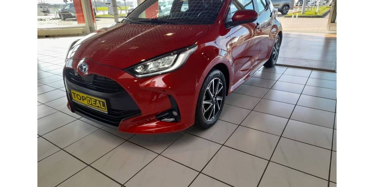 Toyota Yaris 17.800 km 19.990 &euro; Burg 39288