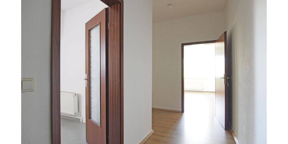 Etagenwohnung Frankenberg - 2 Zimmer, 81 m&sup2;, 399&euro; | Angebot:25821056