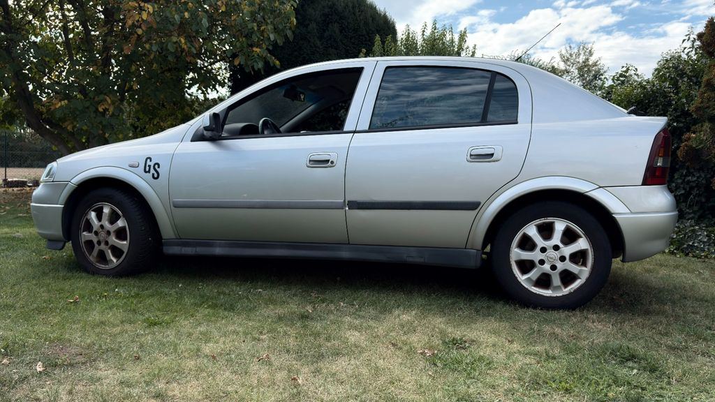 Opel Astra 179.000 km 999 &euro; Güldengossa 04463